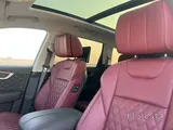 Hongqi HS7 2023
